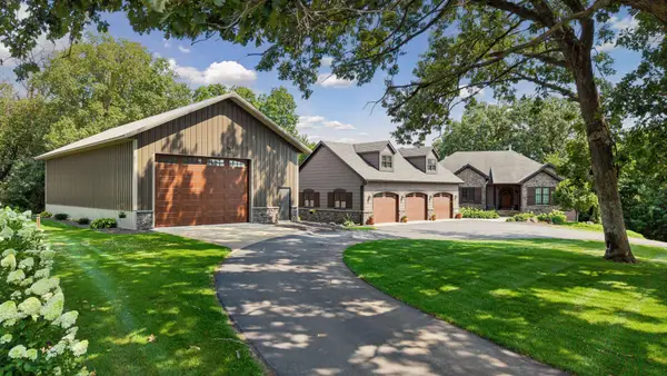 10345 Cannon Woods Trail, Waconia, MN 55387