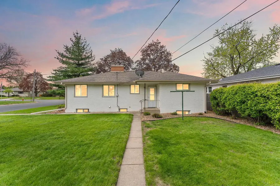 202 Ash Street W, South Saint Paul, MN 55075 - #2
