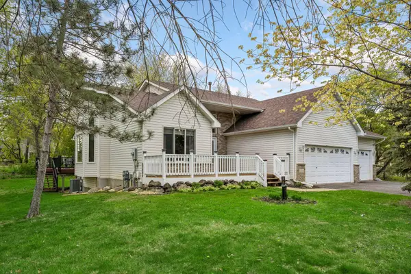 15000 Juniper Ridge Drive Nw, Andover, MN 55303