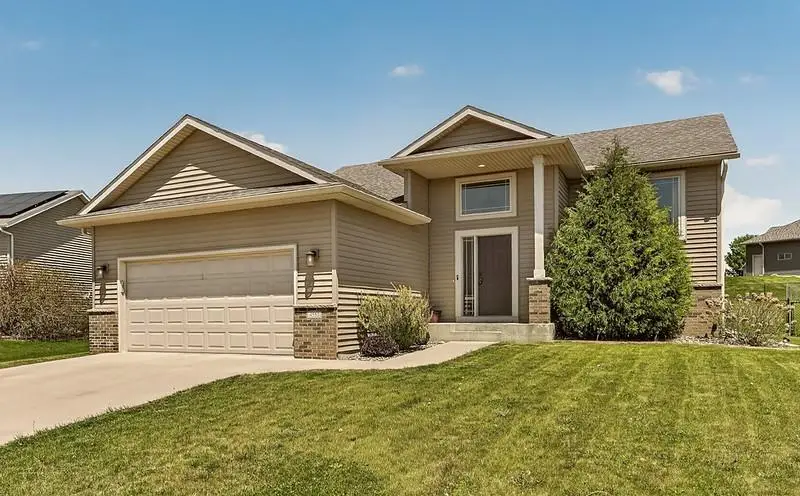 4553 Arctic Fox Road Nw, Rochester, MN 55901 - #1
