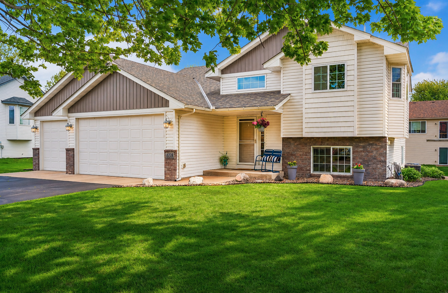 658 Lois Lane, Circle Pines, MN 55014 - #2