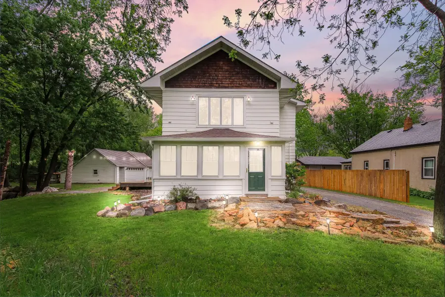 6104 24th Street N, Oakdale, MN 55128 - #2