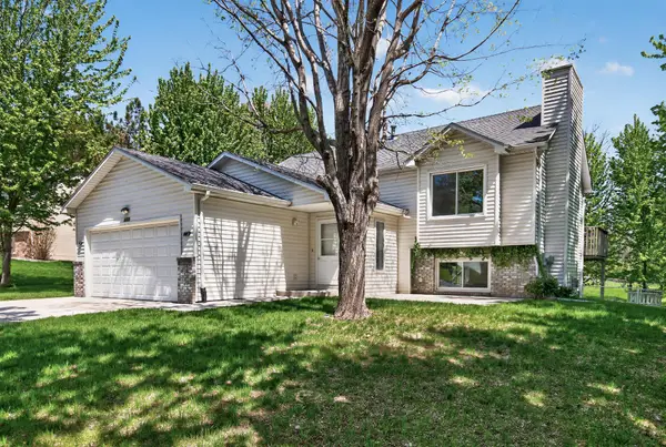 4008 Pennsylvania Avenue, Eagan, MN 55123