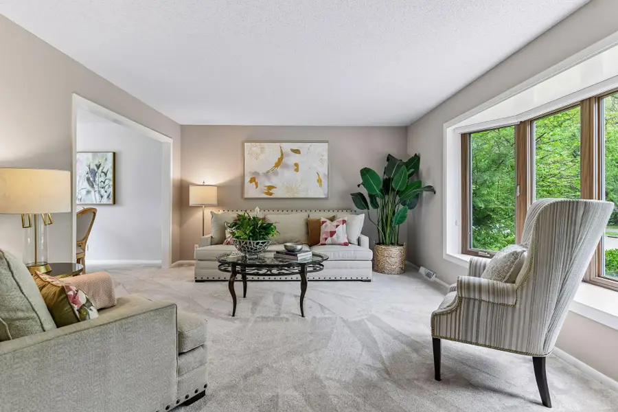 6604 Londonderry Drive, Edina, MN 55436 - #2