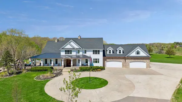 36738 Oriole Avenue, Lindstrom, MN 55045