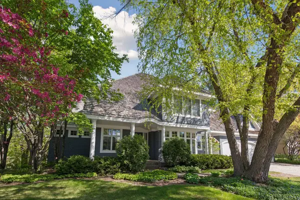 14898 Boulder Pointe Road, Eden Prairie, MN 55347