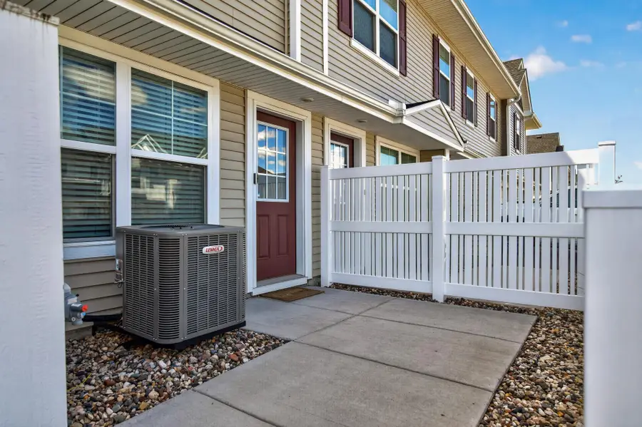 8076 150th Place Nw, Anoka, MN 55303 - #3