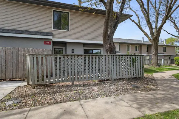 1115 Landmark Trail S, Hopkins, MN 55343