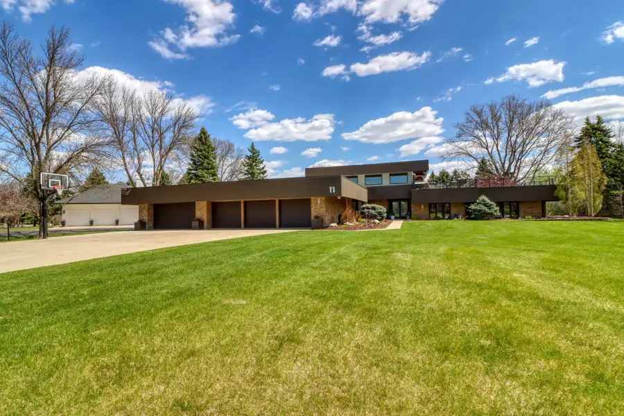 11 Briarwood Place, Fargo, ND 58104 - #3