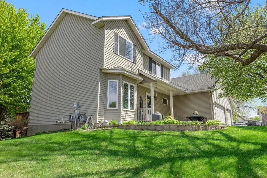 2147 Ponds Court, Shakopee, MN 55379 - #3