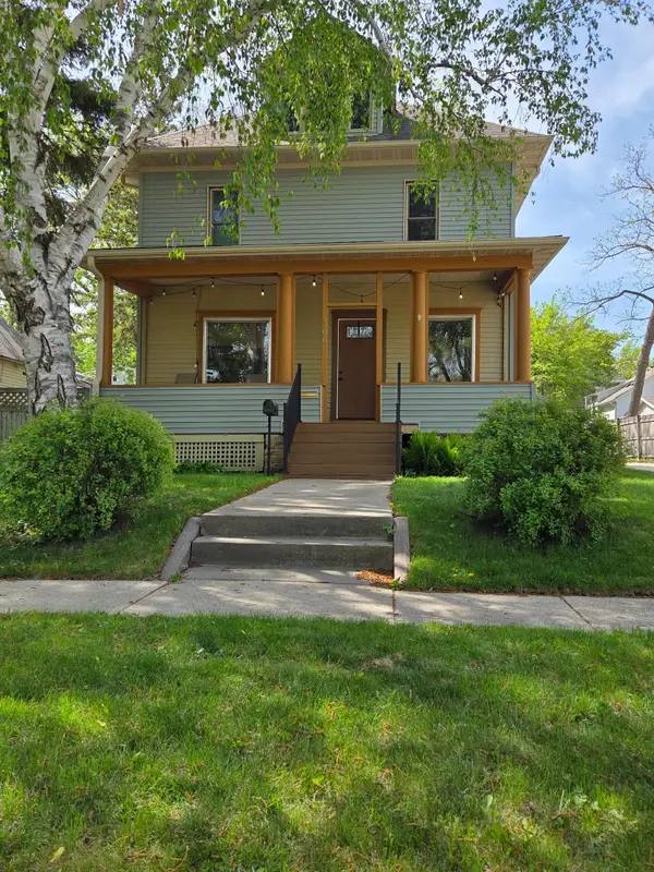306 3rd Avenue Ne, Waseca, MN 56093