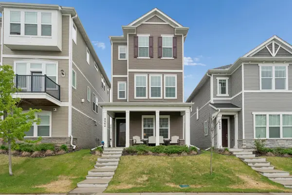 8064 Central Park Way N, Maple Grove, MN 55369