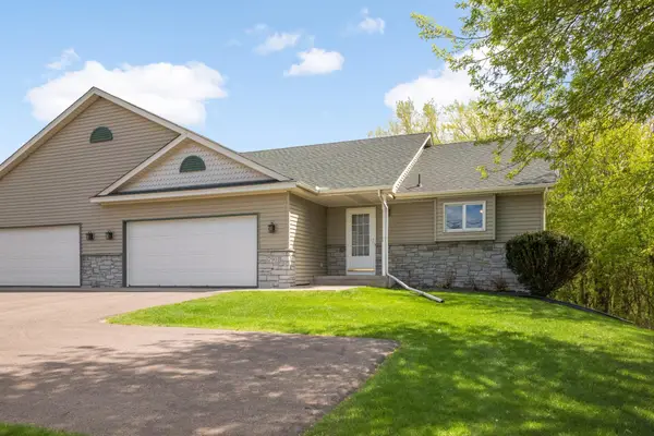 7901 15th Street N, Oakdale, MN 55128