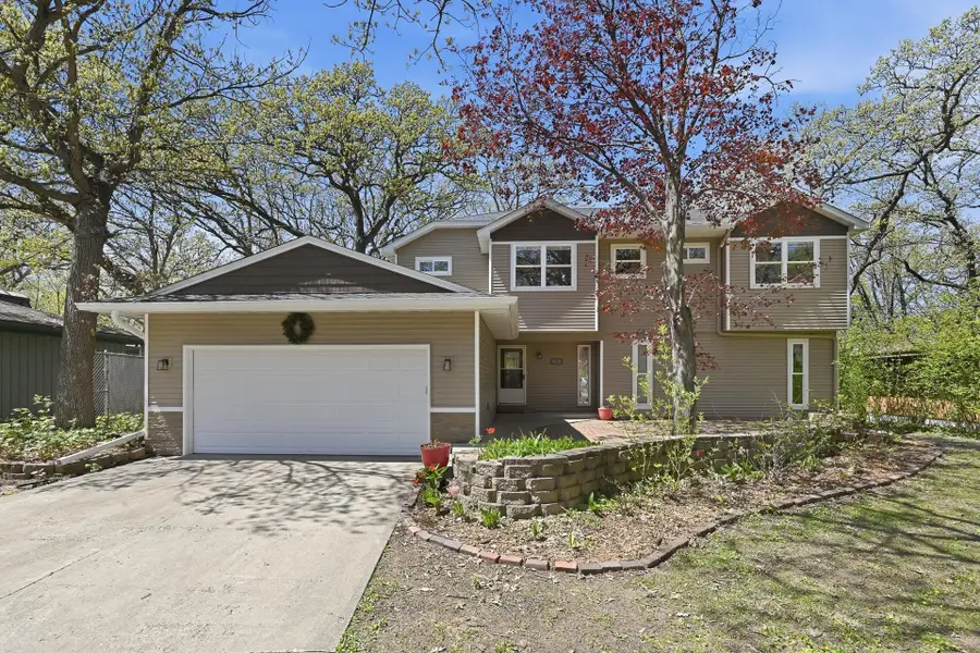 71 B Street, Saint Paul, MN 55106 - #2