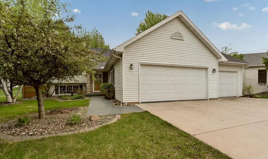 2516 Colleen Lane Ne, Rochester, MN 55906 - #2