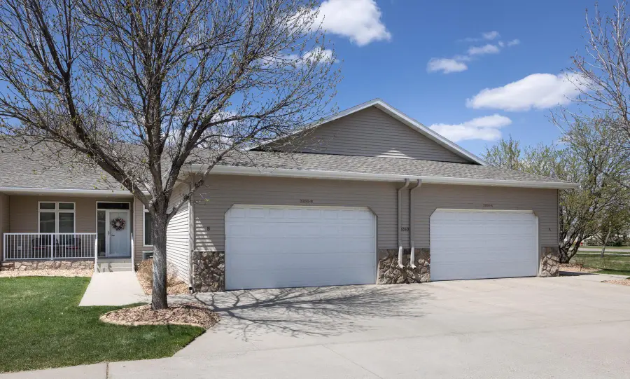 3260 40th Avenue S #B, Fargo, ND 58104 - #2