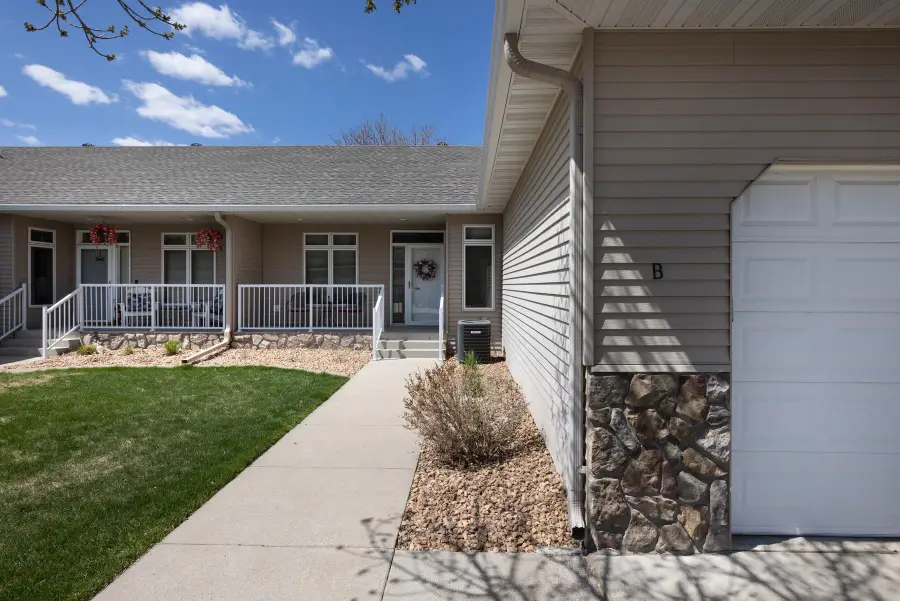 3260 40th Avenue S #B, Fargo, ND 58104 - #3