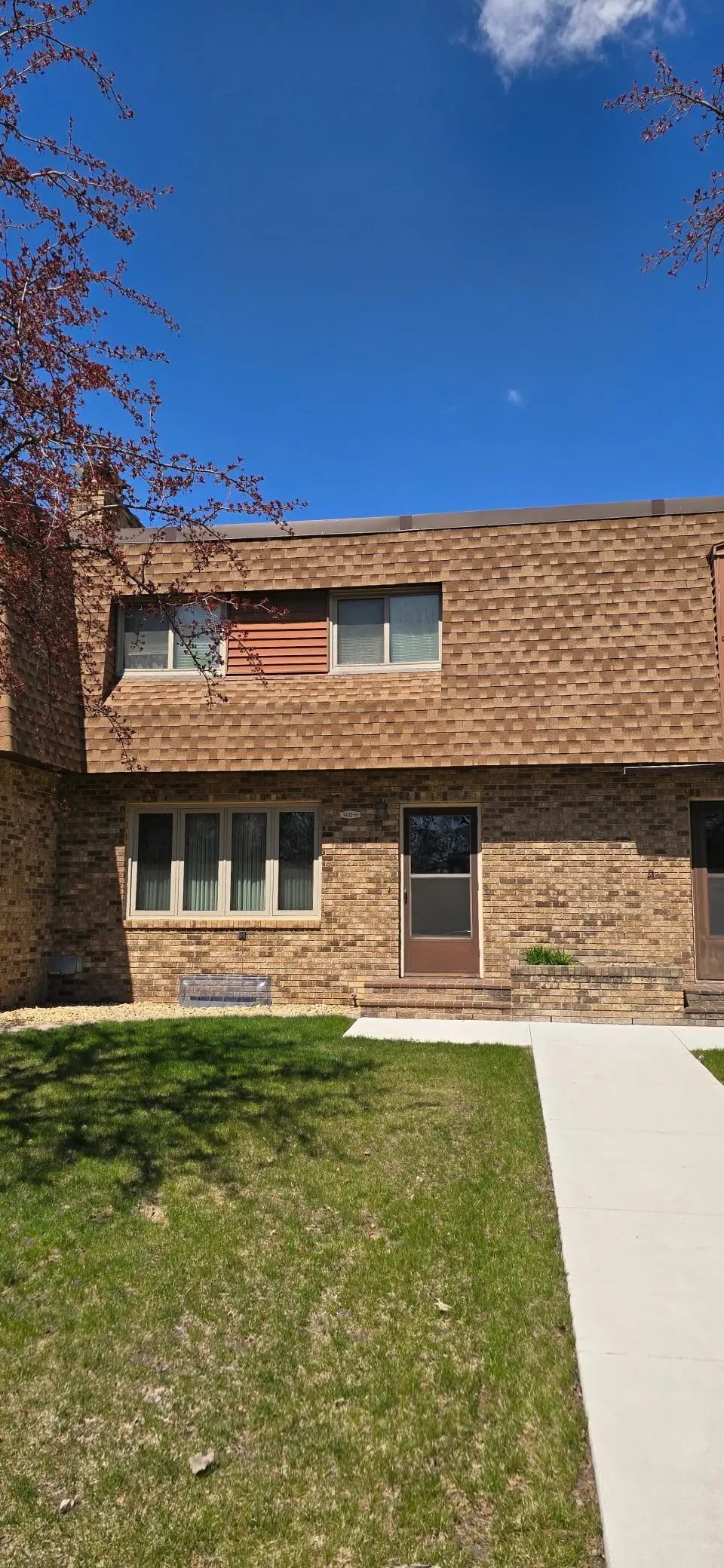 1402 E Gateway Circle S #H, Fargo, ND 58103 - #1