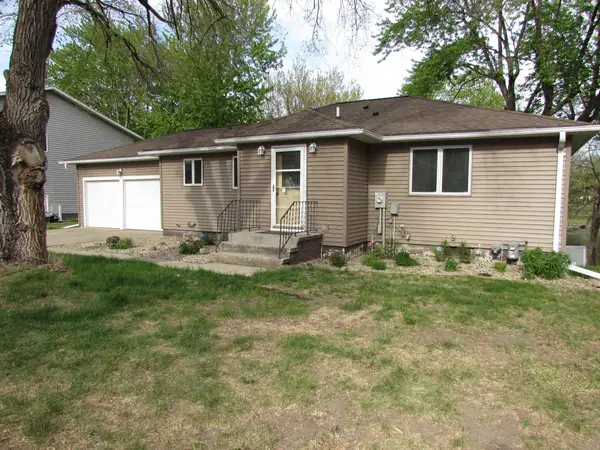 1404 Lucia Avenue, Fairmont, MN 56031