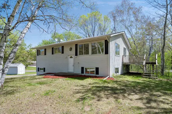 19357 Norfolk Street Nw, Elk River, MN 55330