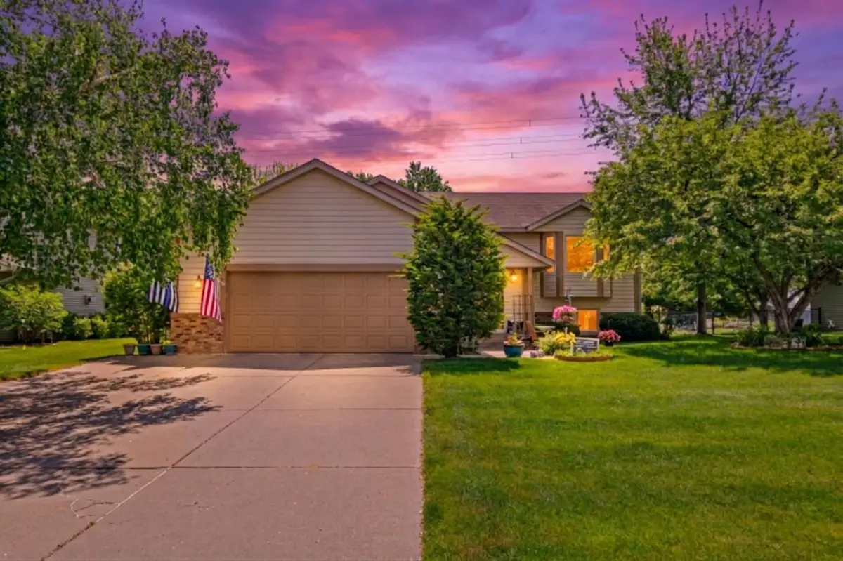 16608 Imperial Way, Lakeville, MN 55044 - #1