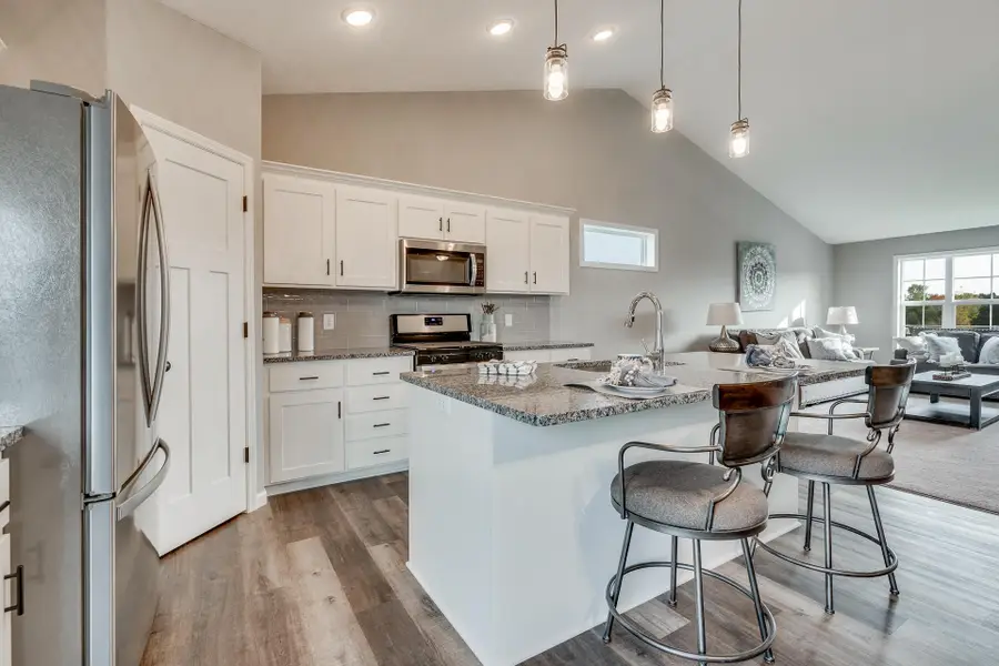 609 47th Avenue Ne, Saint Cloud, MN 56304 - #3