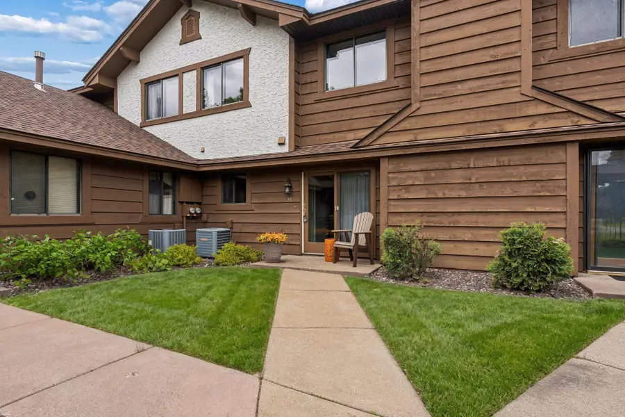 95 126th Avenue Nw, Coon Rapids, MN 55448 - #2