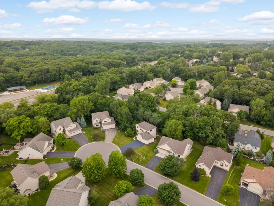 16098 Kennard Court, Lakeville, MN 55044 - #3