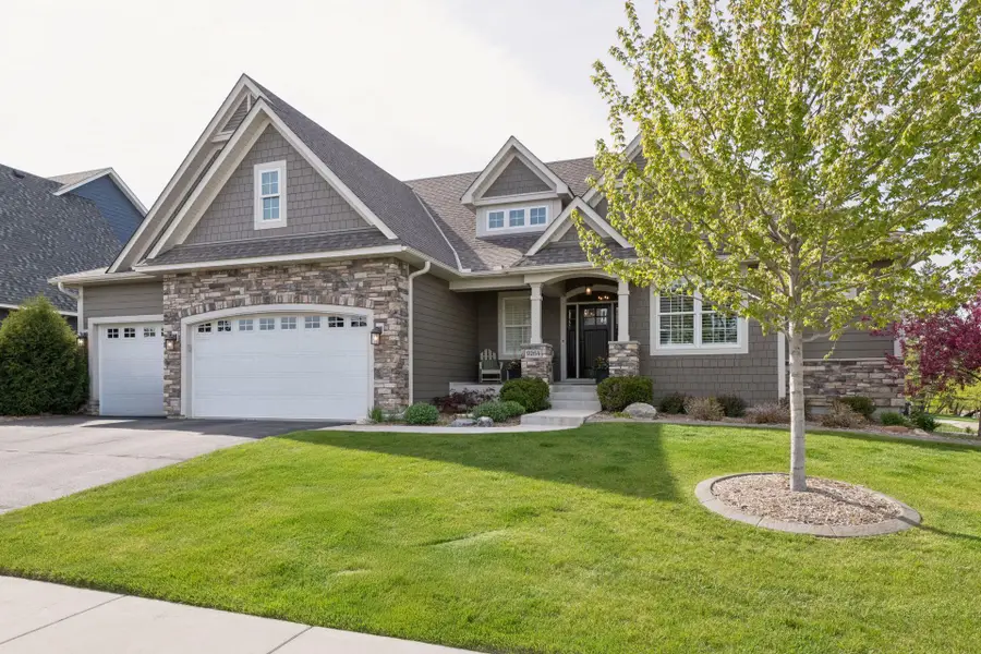 9264 Hawkcrest Court, Chanhassen, MN 55317 - #2