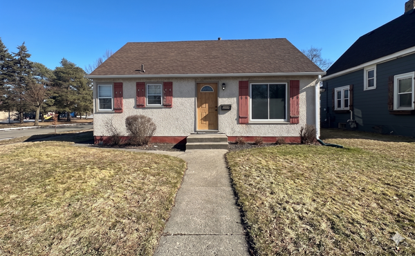 4958 Newton Avenue N, Minneapolis, MN 55430