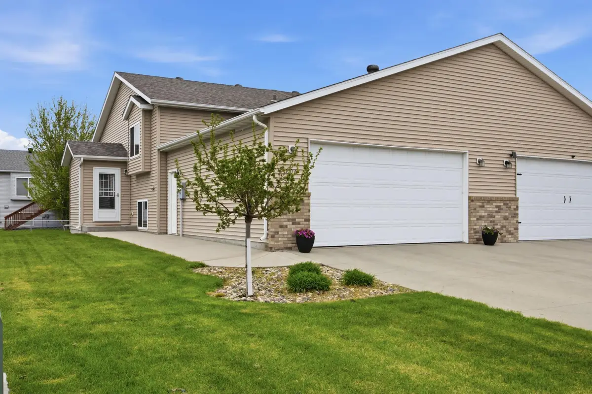 806 3rd Avenue Ne, Dilworth, MN 56529 - #1
