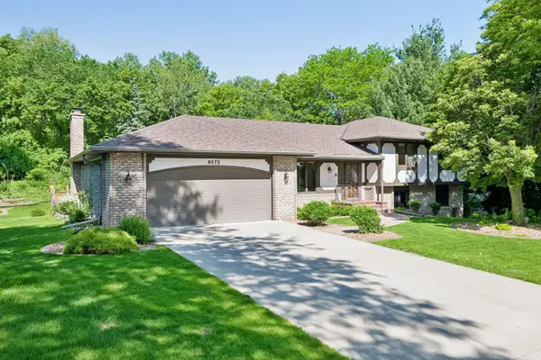 9572 Morris Circle, Bloomington, MN 55437