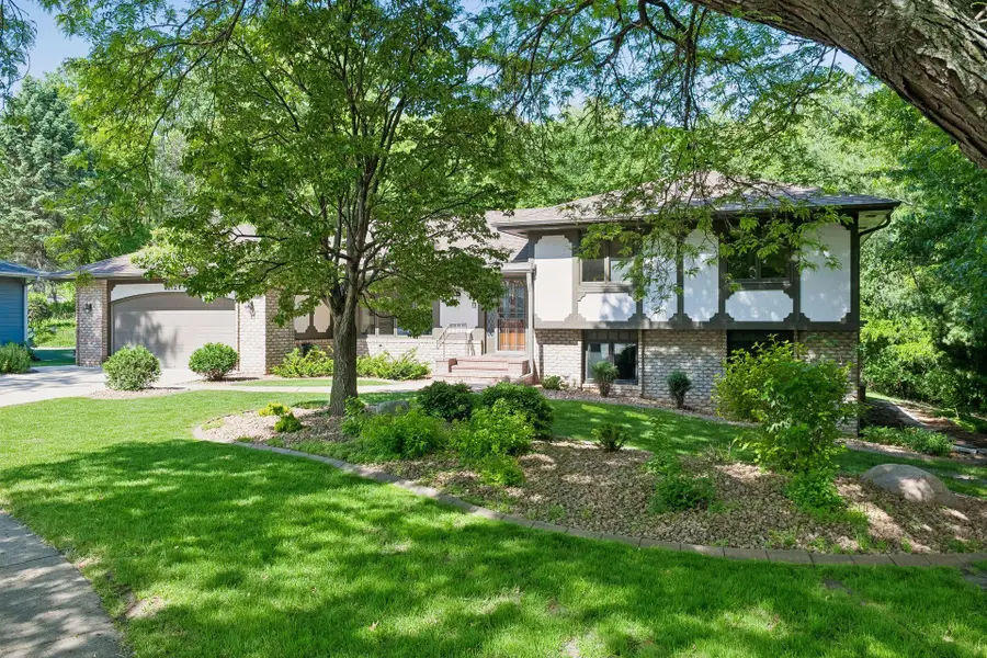 9572 Morris Circle, Bloomington, MN 55437 - #3