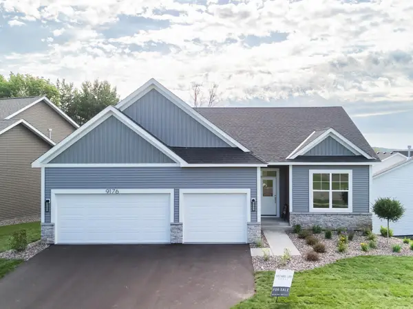 9117 62nd Street S, Cottage Grove, MN 55016