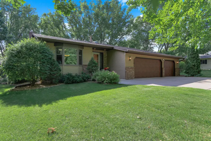 1935 Humboldt Avenue, West Saint Paul, MN 55118 - #2