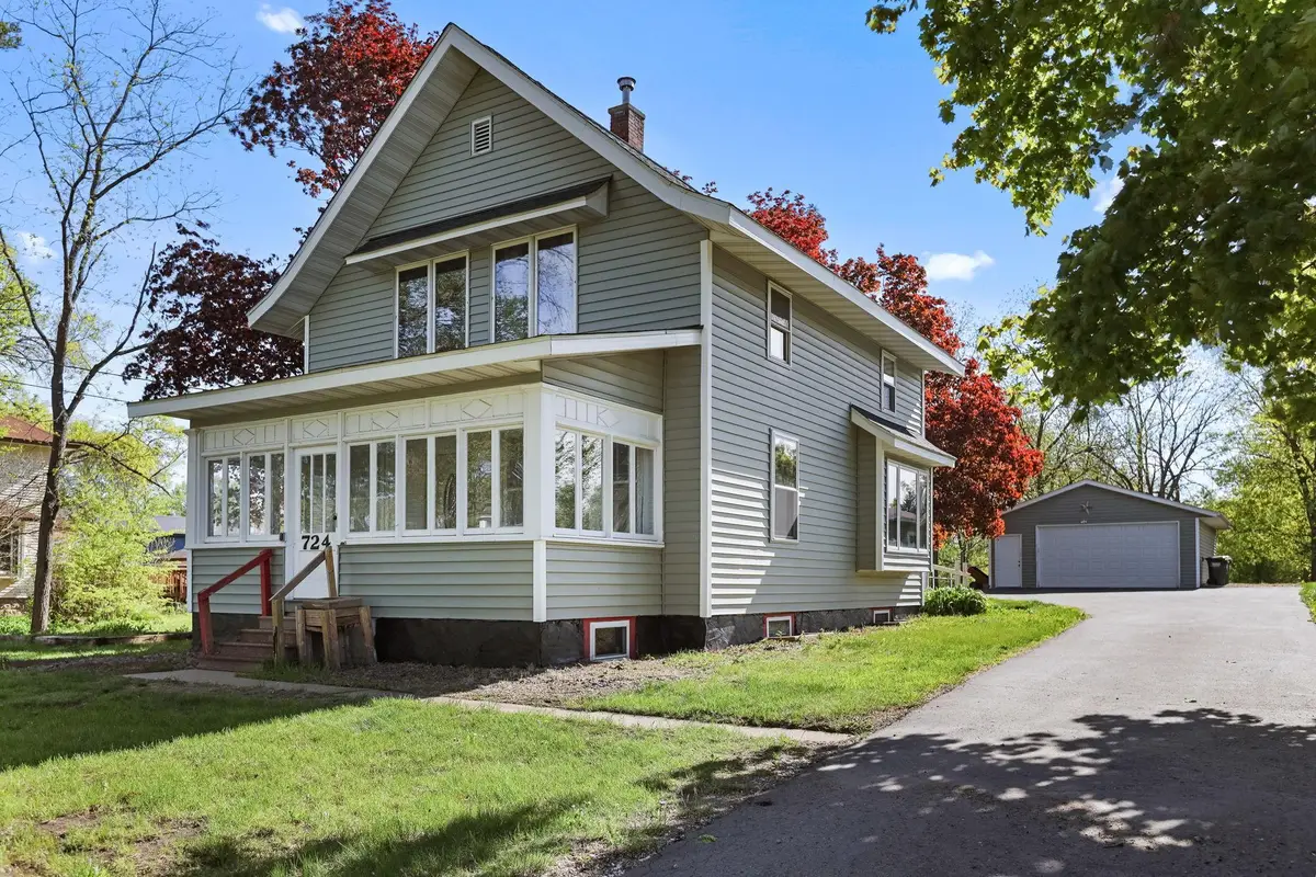 724 1st Street N, Waterville, MN 56096 - #1