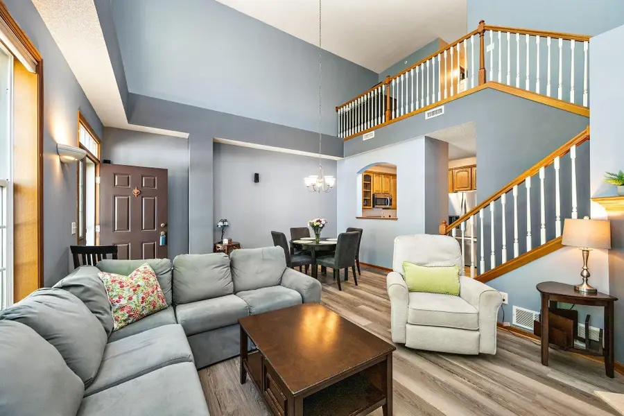 1015 Traditions Court, Chaska, MN 55318 - #3