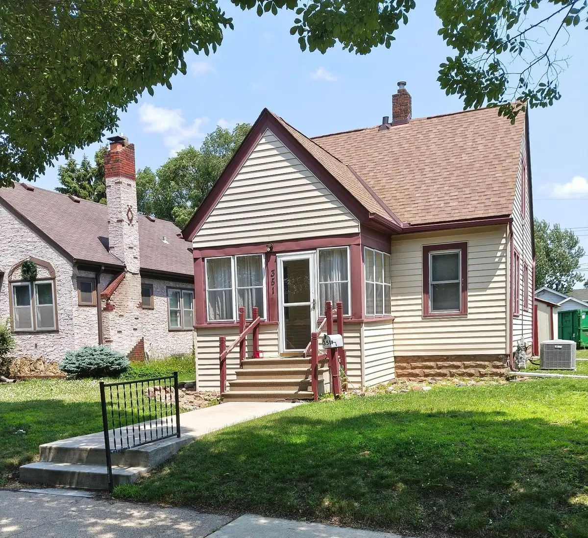 351 8th Avenue S, South Saint Paul, MN 55075 - #1