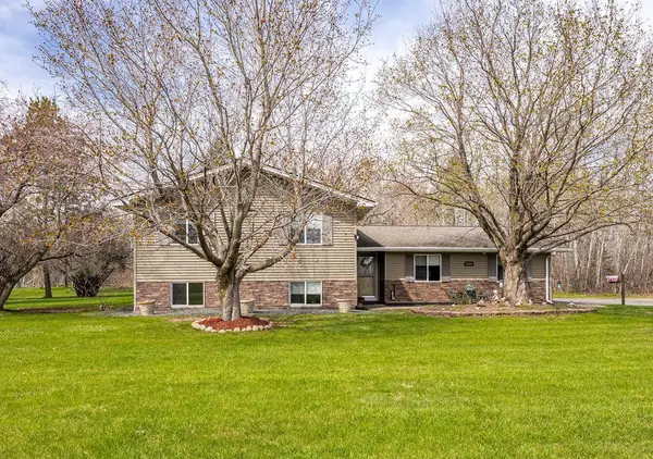 9105 Falcon Street, Duluth, MN 55808