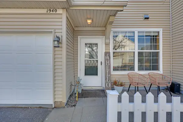 1940 Bluestem Lane, Shoreview, MN 55126