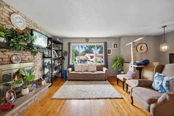 1613 Lyn Curve Avenue N, Minneapolis, MN 55411