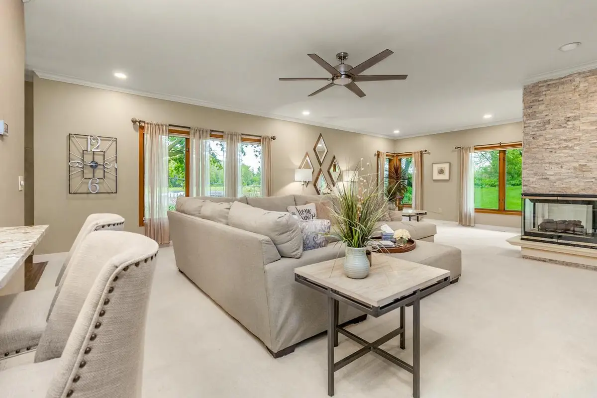 1900 Victoria Road S #C, Mendota Heights, MN 55118 - #1