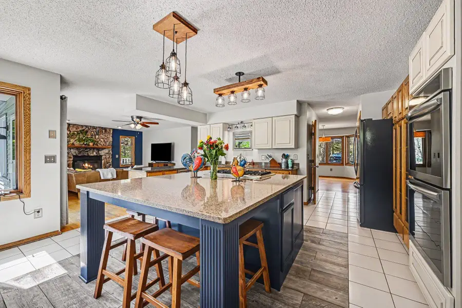 15455 University Avenue Ne, Ham Lake, MN 55304 - #3