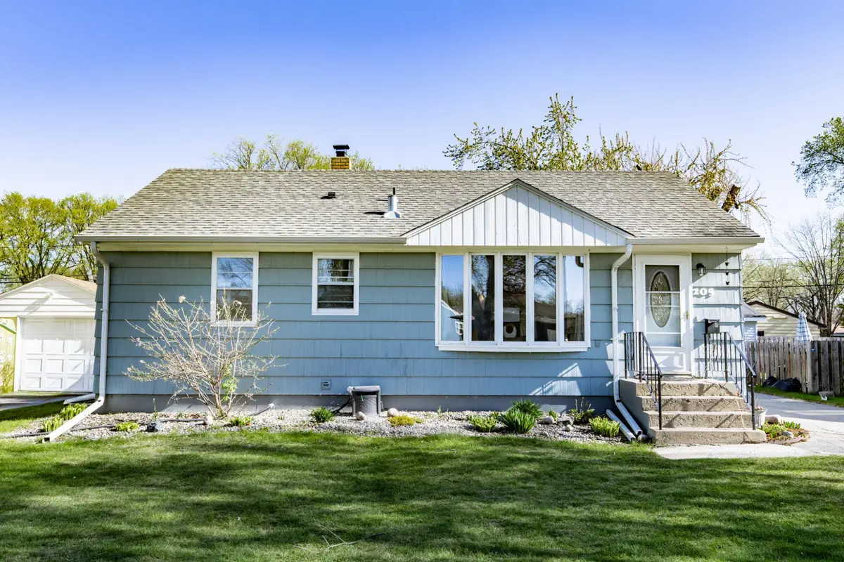 205 20th Avenue N, Fargo, ND 58102 - #1