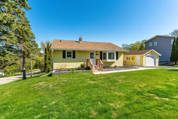 326 W Gustavus Avenue, Fergus Falls, MN 56537