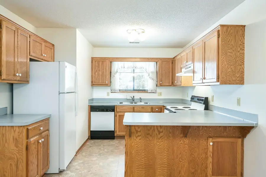 7630 13th Street N, Oakdale, MN 55128 - #3