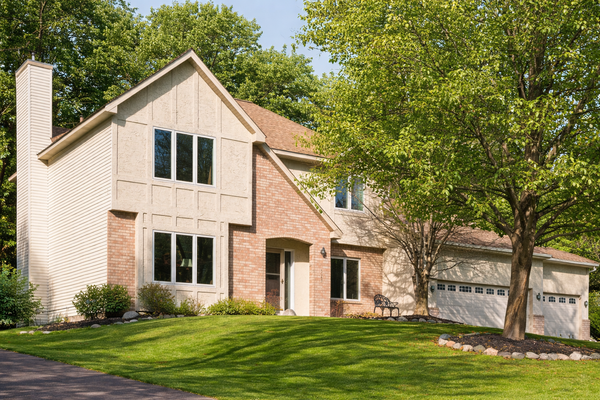 8463 Zanzibar Lane N, Maple Grove, MN 55311