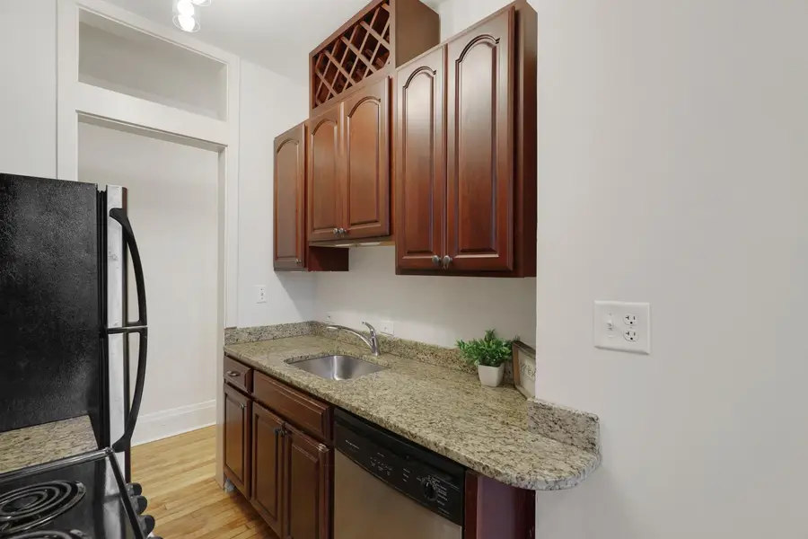 220 Marshall Avenue #3, Saint Paul, MN 55102 - #2