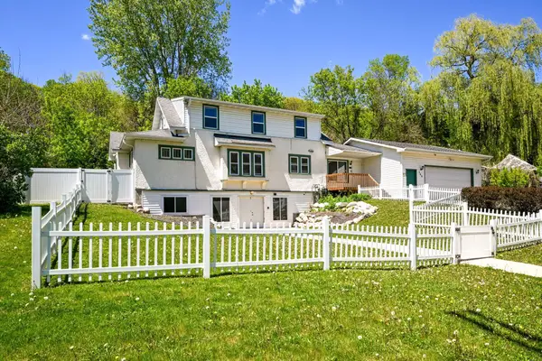 740 Main Street W, Carver, MN 55315