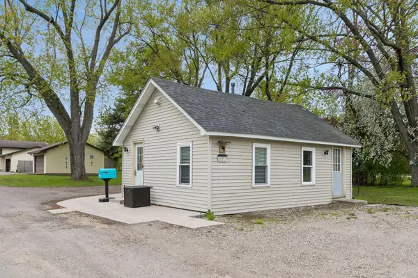 16217 Gleason Lake Road, Wayzata, MN 55391